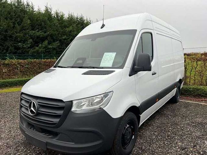 Mercedes-Benz Sprinter 317 L2H2 AUTOMAAT TREKH 3500 KG &euro; 44800 EX BTW