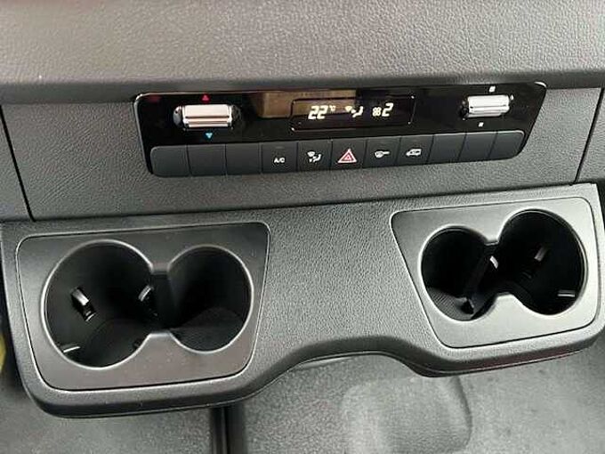 Mercedes-Benz Sprinter 317 L2H2 AUTOMAAT TREKH 3500 KG &euro; 46000 EX BTW