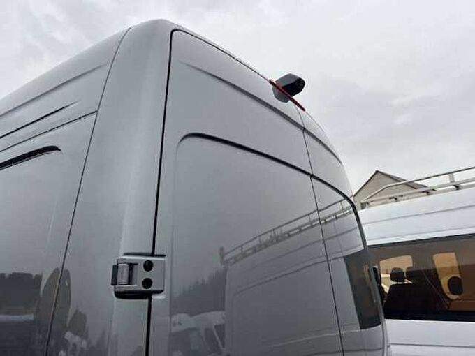 Mercedes-Benz Sprinter 317 L2H2 AUTOMAAT TREKH 3500 KG &euro; 46000 EX BTW