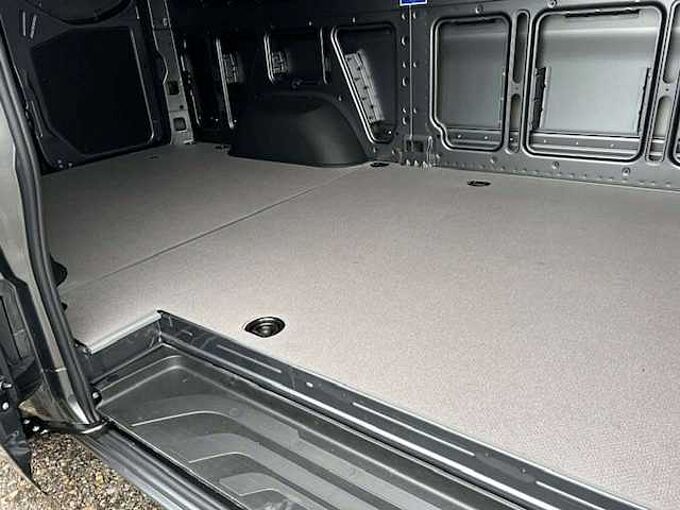 Mercedes-Benz Sprinter 317 L2H2 AUTOMAAT TREKH 3500 KG &euro; 46000 EX BTW