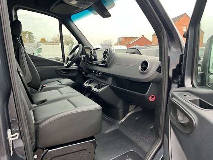 Mercedes-Benz Sprinter 317 L2H2 AUTOMAAT TREKH 3500 KG &euro; 46000 EX BTW