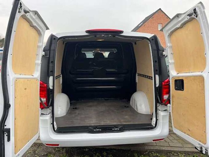 Mercedes-Benz Vito 114 cdi - 5pl dub kabine - € 22500 ex btw