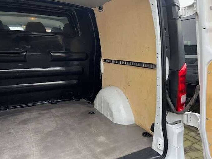 Mercedes-Benz Vito 114 cdi - 5pl dub kabine - € 22500 ex btw