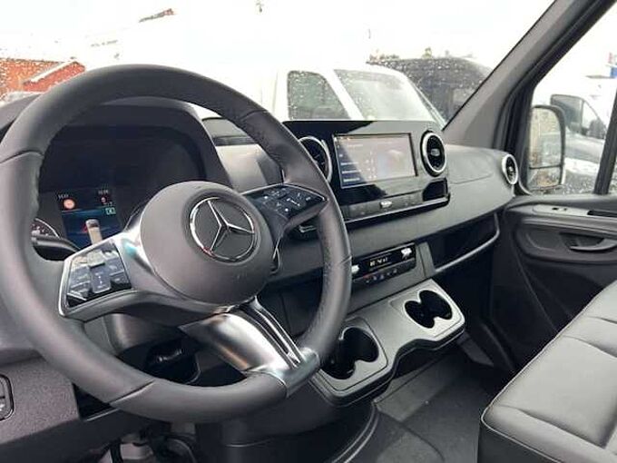 Mercedes-Benz Sprinter 317 L2H2 ZWART TREKHAAK 3.5 T AUTOMAAT 46000 EXBTW