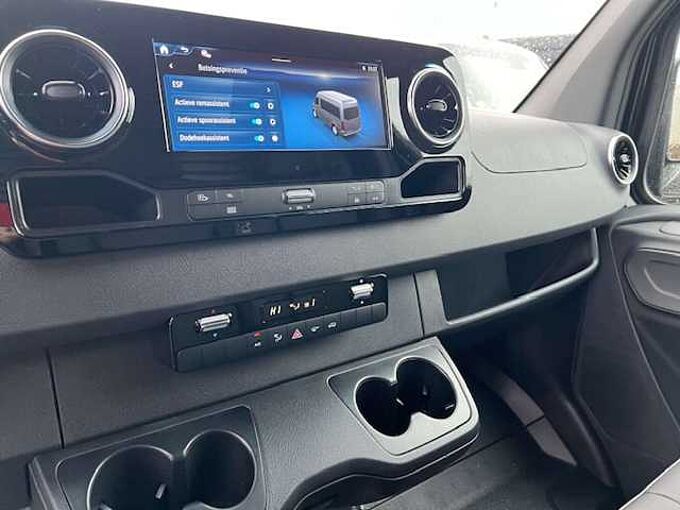 Mercedes-Benz Sprinter 317 L2H2 ZWART TREKHAAK 3.5 T AUTOMAAT 46000 EXBTW