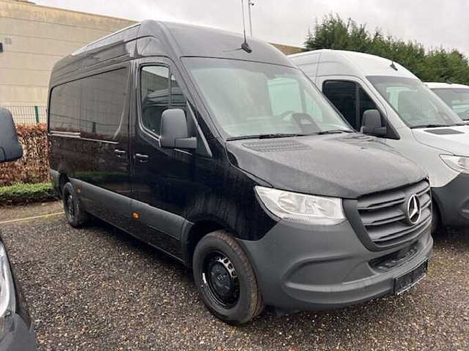 Mercedes-Benz Sprinter 317 L2H2 ZWART TREKHAAK 3.5 T AUTOMAAT 46000 EXBTW