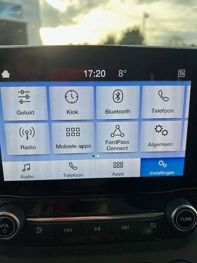 Ford  transit CARRIER KOELING +220 VOLT STEKKER 16900 EX