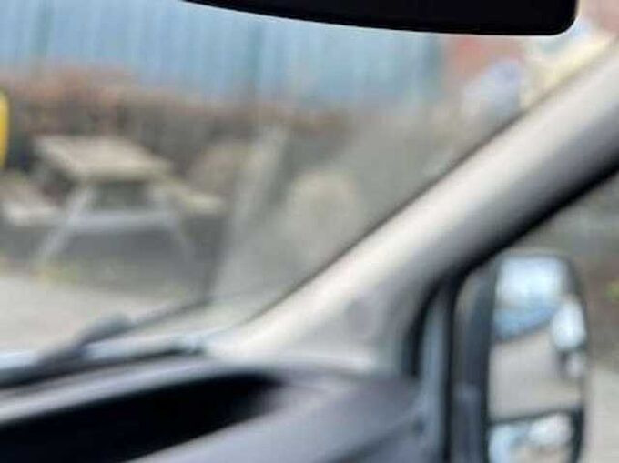 Ford  transit CARRIER KOELING +220 VOLT STEKKER 16900 EX