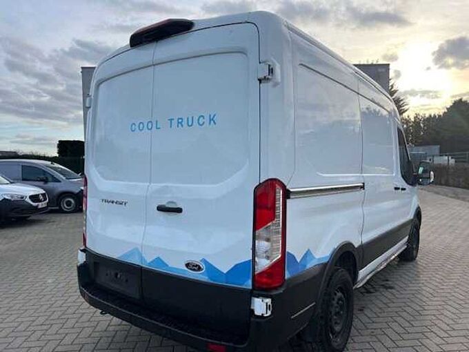 Ford  transit CARRIER KOELING +220 VOLT STEKKER 16900 EX