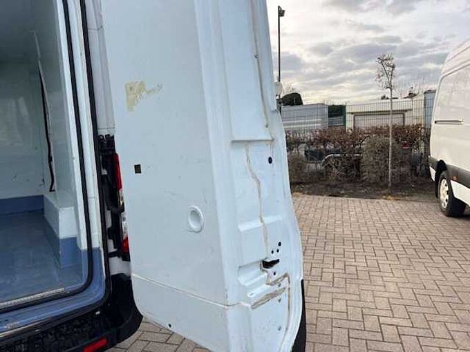 Ford  transit CARRIER KOELING +220 VOLT STEKKER 16900 EX