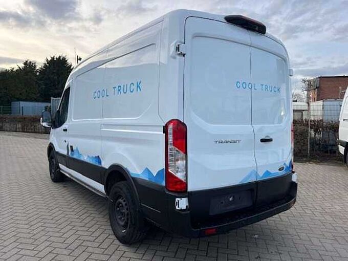 Ford  transit CARRIER KOELING +220 VOLT STEKKER 16900 EX