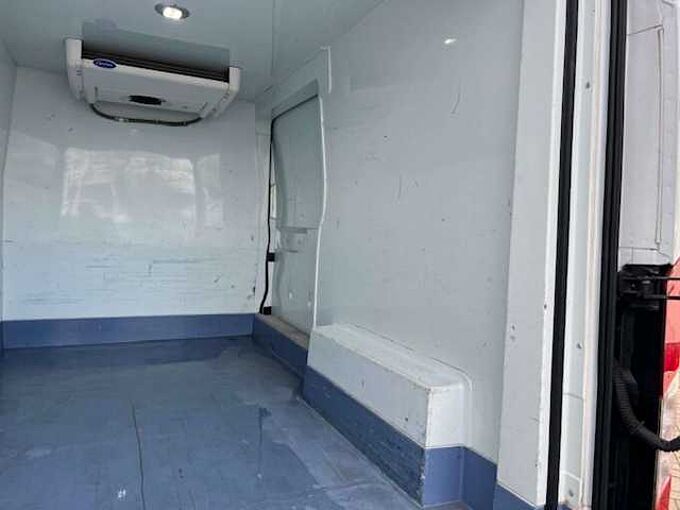 Ford Transit KOELWAGEN CARRIER + 220 VOLT 16900 EURO EX BTW