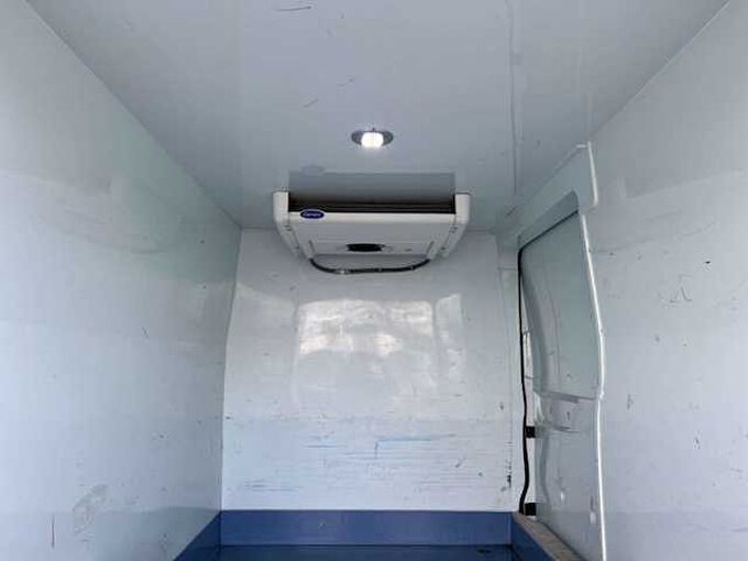 Ford Transit KOELWAGEN CARRIER + 220 VOLT 16900 EURO EX BTW