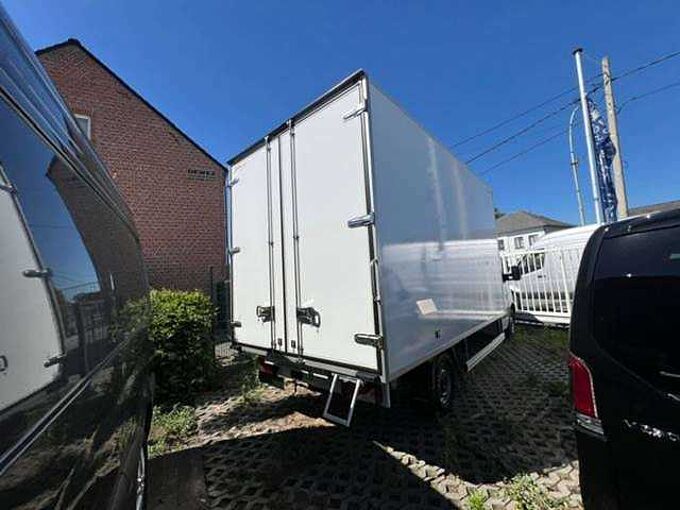 Mercedes-Benz Sprinter 317 automaat BOX MET DEUREN OF LIFT