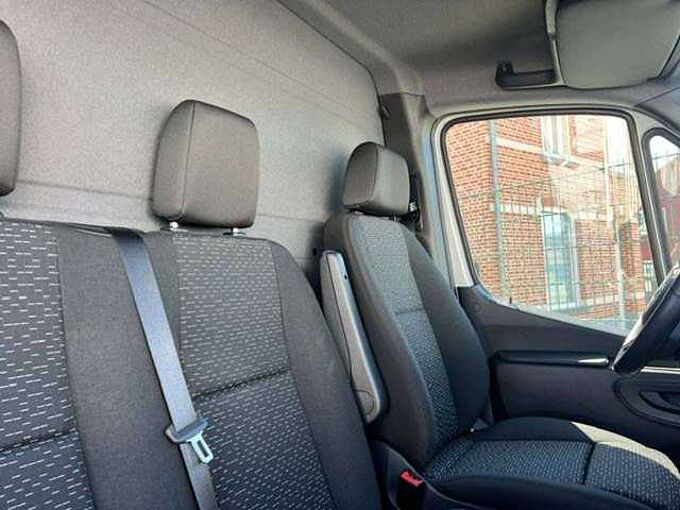 Mercedes-Benz Sprinter 317 automaat BOX MET DEUREN OF LIFT