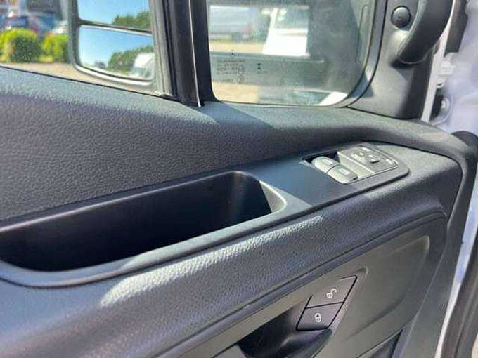 Mercedes-Benz Sprinter 317 automaat BOX MET DEUREN OF LIFT