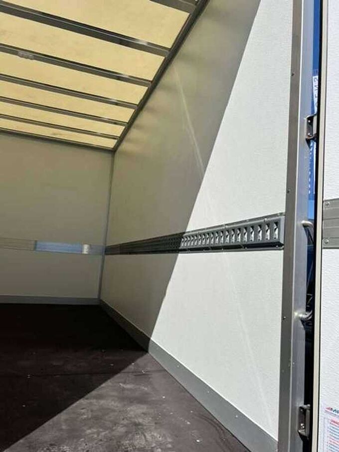 Mercedes-Benz Sprinter 317 automaat BOX MET DEUREN OF LIFT