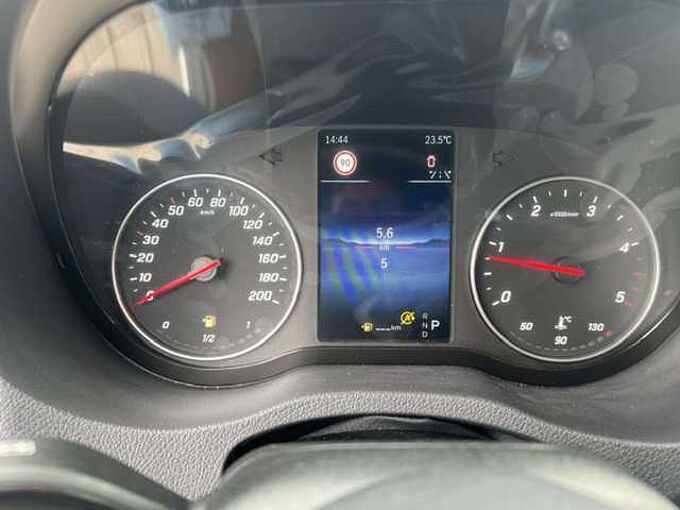 Mercedes-Benz Sprinter 317 L2H2 TREKHAAK 3.5 TON &euro; 45000 EXCL BTW