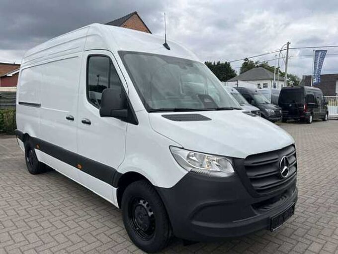Mercedes-Benz Sprinter 317 L2H2 TREKHAAK 3.5 TON &euro; 45000 EXCL BTW