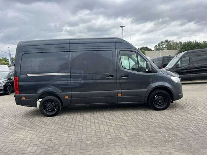 Mercedes-Benz Sprinter 317 L2H2 TREKHAAK 3.5 TON &euro; 46000 EXCL BTW