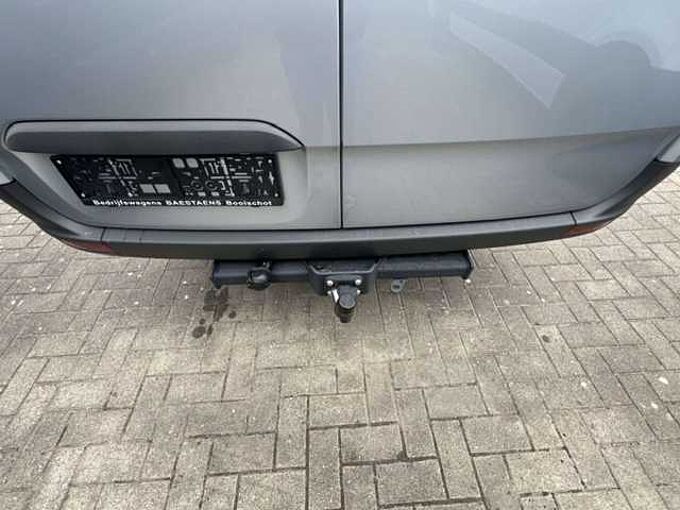Mercedes-Benz Sprinter 317 L2H2 TREKHAAK 3.5 TON &euro; 46000 EXCL BTW