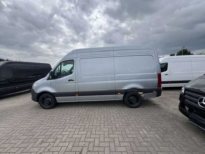 Mercedes-Benz Sprinter 317 L2H2 TREKHAAK 3.5 TON &euro; 46000 EXCL BTW