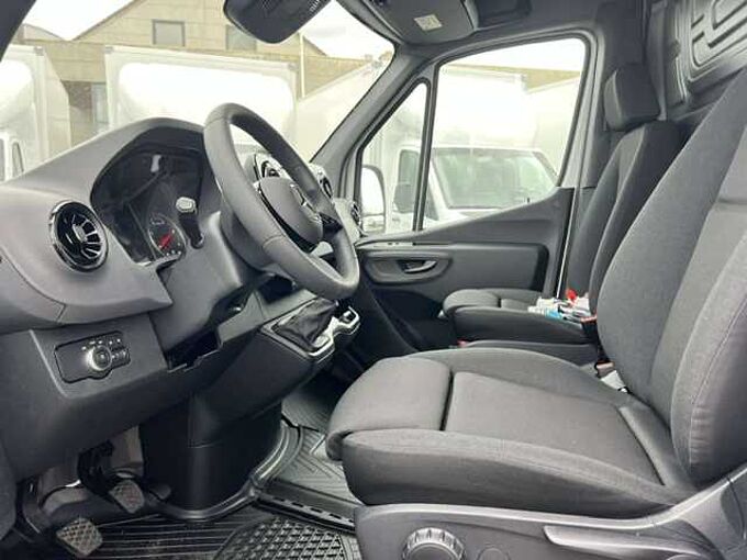 Mercedes-Benz Sprinter 519 XXL L4H2 -  &euro; 48900 EX BTW