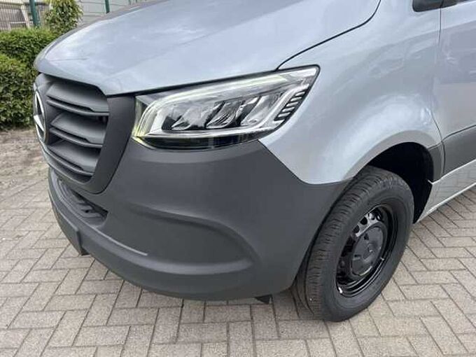 Mercedes-Benz Sprinter 317 L3H2 TREKHAAK 3.5 TON
