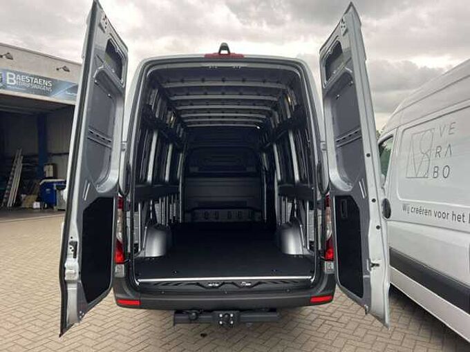 Mercedes-Benz Sprinter 317 L3H2 TREKHAAK 3.5 TON