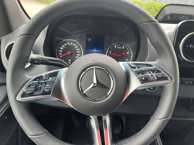 Mercedes-Benz Sprinter 317 L3H2 TREKHAAK 3.5 TON