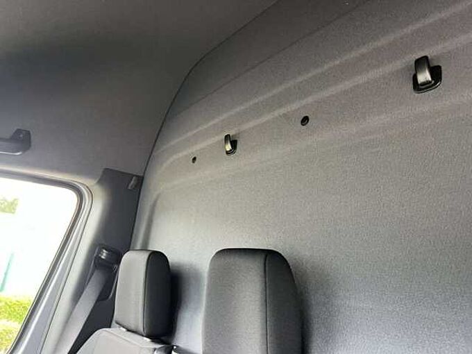 Mercedes-Benz Sprinter 317 L3H2 TREKHAAK 3.5 TON
