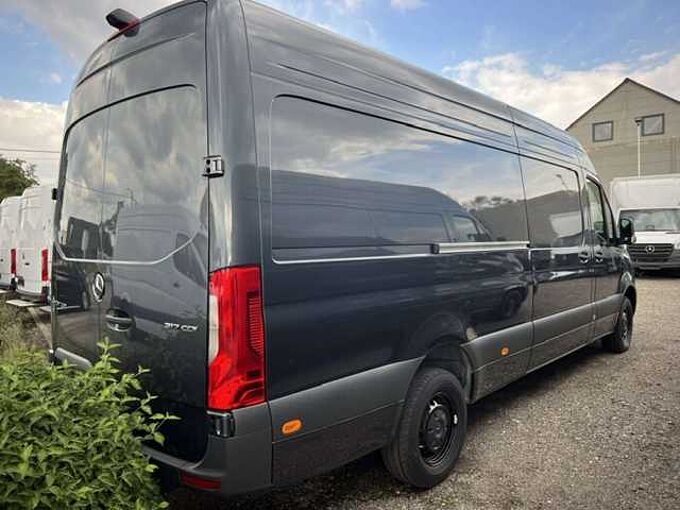 Mercedes-Benz Sprinter 317 CDI L3H2 GRIJS METALLIC