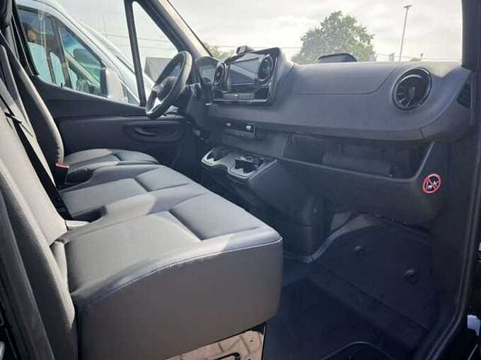 Mercedes-Benz Sprinter 317 CDI L3H2 ZWART METALLIC