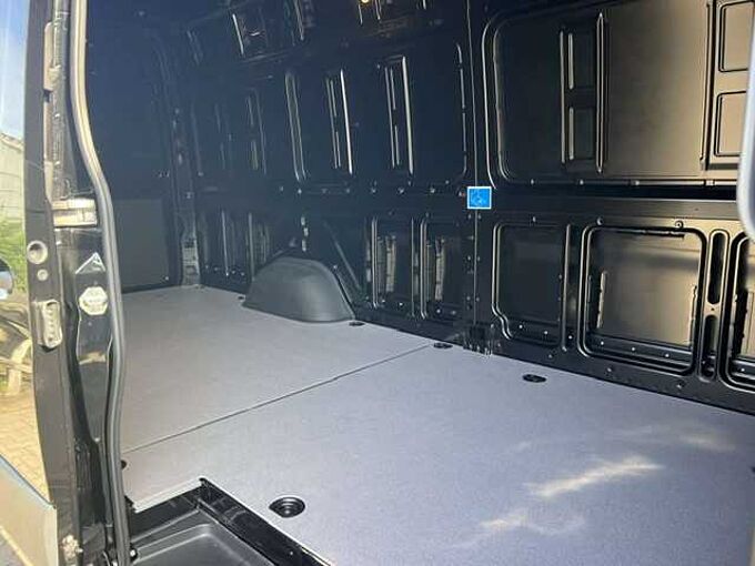 Mercedes-Benz Sprinter 317 CDI L3H2 ZWART METALLIC