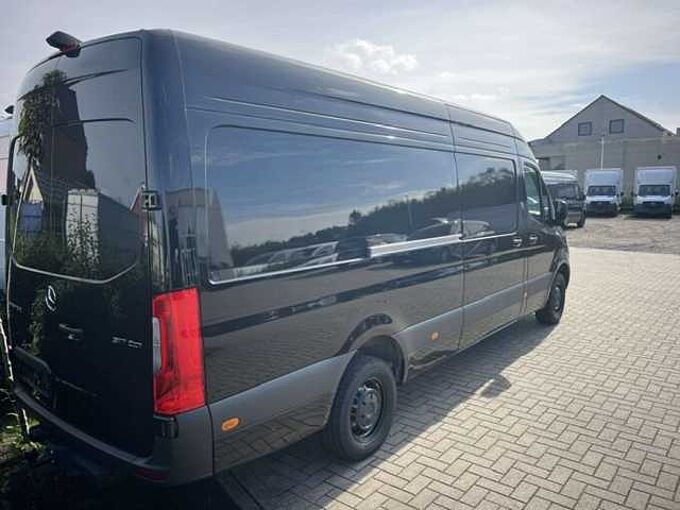 Mercedes-Benz Sprinter 317 CDI L3H2 ZWART METALLIC