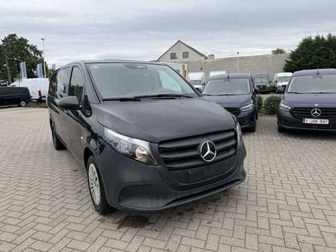 Mercedes-Benz Vito tourer dub kabine 6 pl - 43000 ex btw