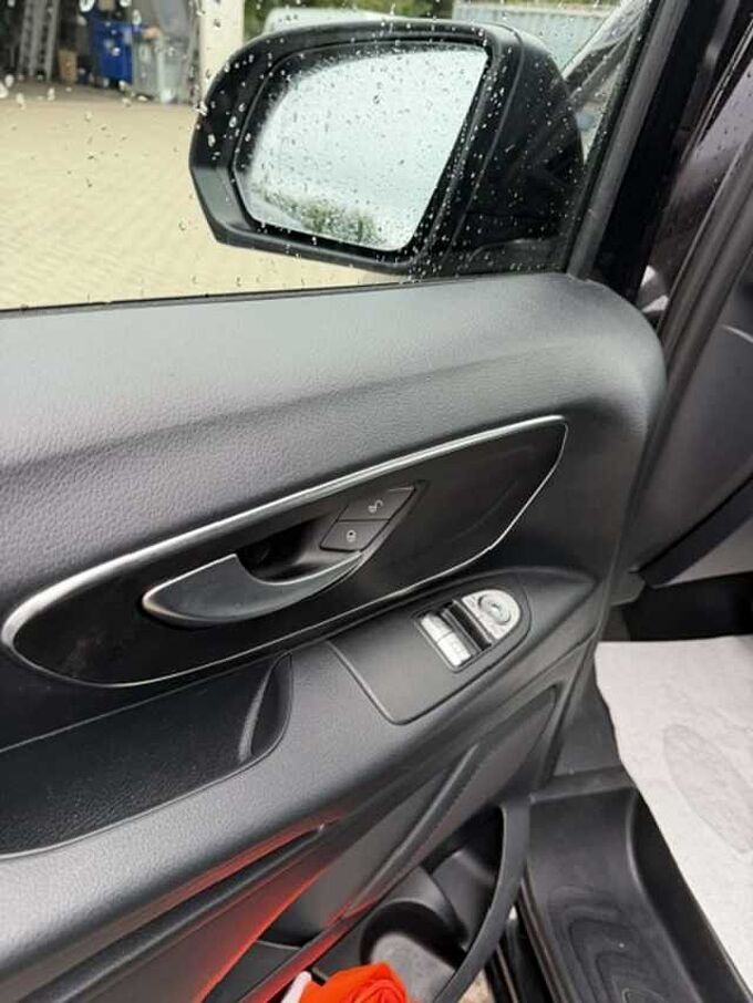 Mercedes-Benz Vito tourer dub kabine 6 pl - 43000 ex btw