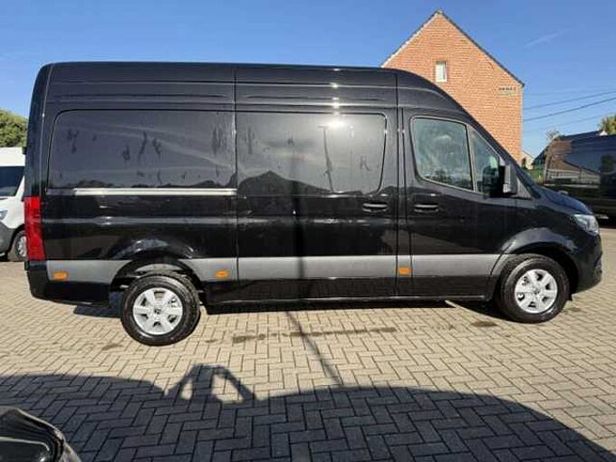 Mercedes-Benz Sprinter 319 L2H2 - 48800 EX BTW