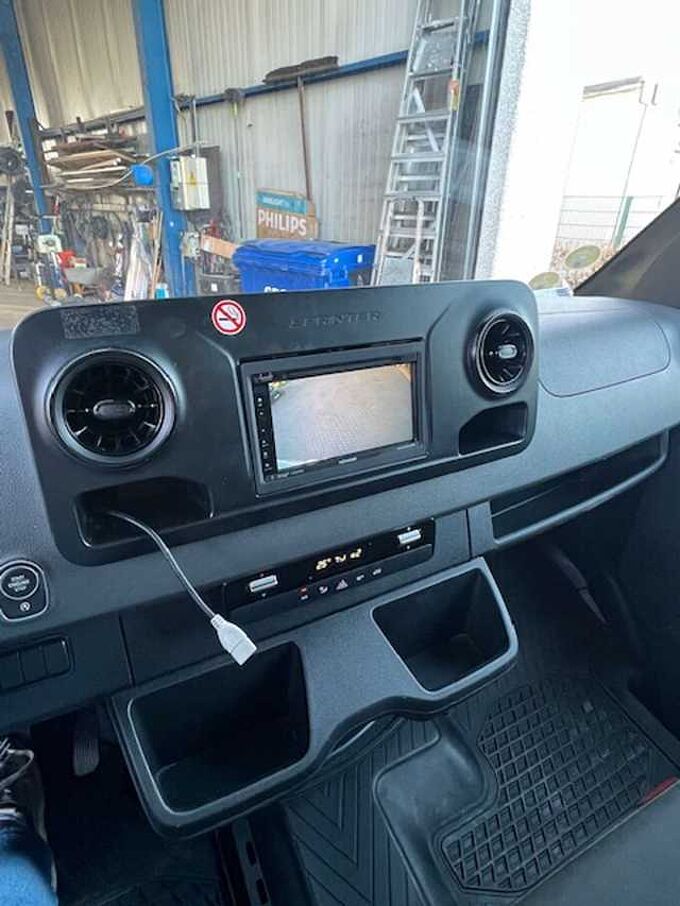 Mercedes-Benz Sprinter 516 BOX +LIFT - MTM 5000 KG RIJB C - 30000 EX BTW