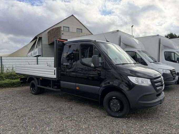 Mercedes-Benz Sprinter DOKA 517 CDI TREKHAAK 3.5 TON - 6 PL