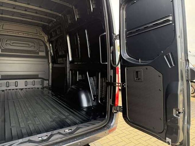 Mercedes-Benz Sprinter 319 L2H2 - 48800 EX BTW - TREKHAAK 3500 KG