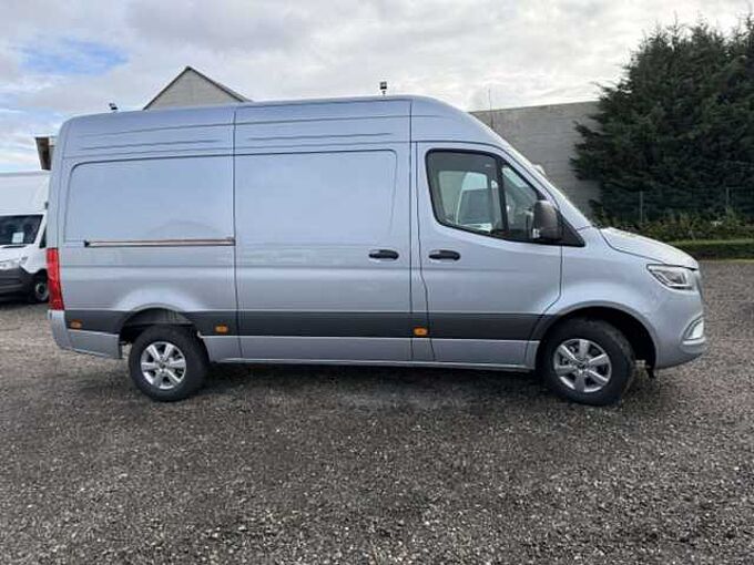 Mercedes-Benz Sprinter 319 L2H2 - 48800 EX BTW - TREKHAAK 3500 KG